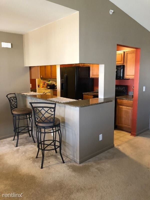 Building Photo - 52165 Naugatuck Dr