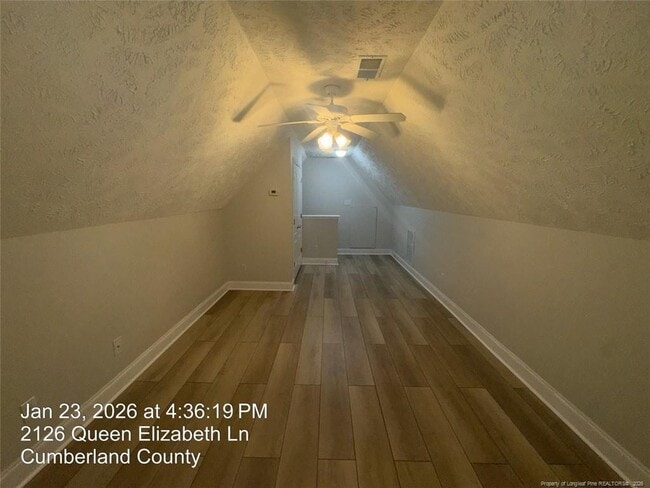 Building Photo - 2126 Queen Elizabeth Ln