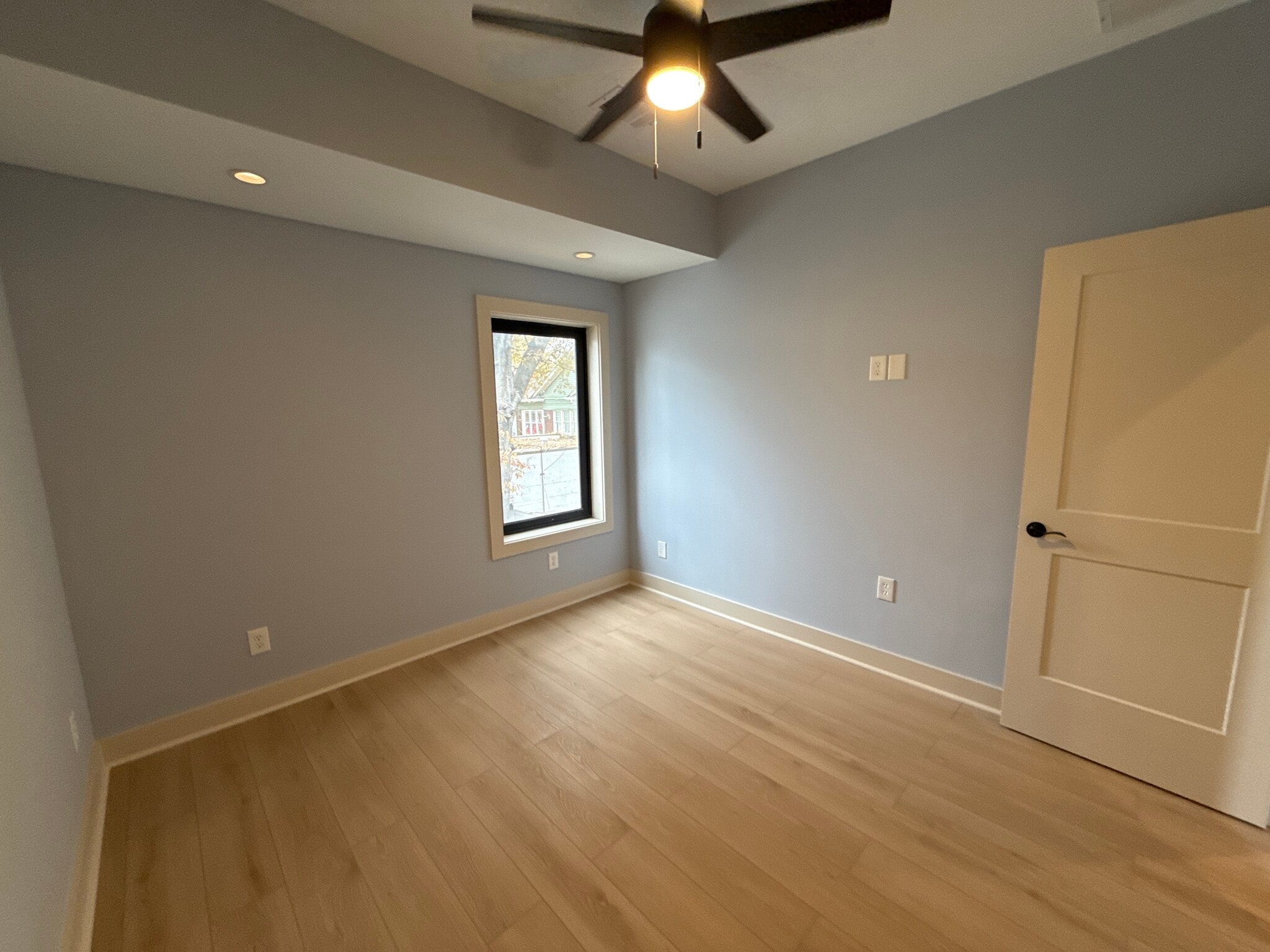 Building Photo - 1073 Hemphill Ave NW