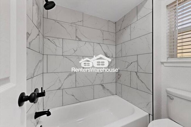 Building Photo - MOVE IN READY  Completely Refreshed Euless...