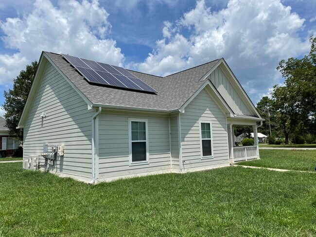 Building Photo - 127 N Parkdale Ave