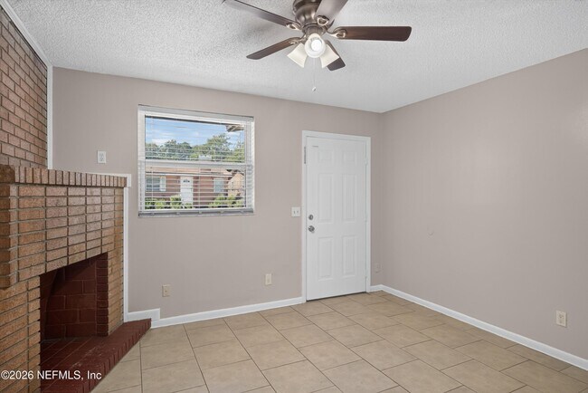 Building Photo - 8067 Parental Cir