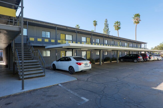 Building Photo - Broadway Apartments
