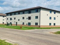 Building Photo - Country Side Villas