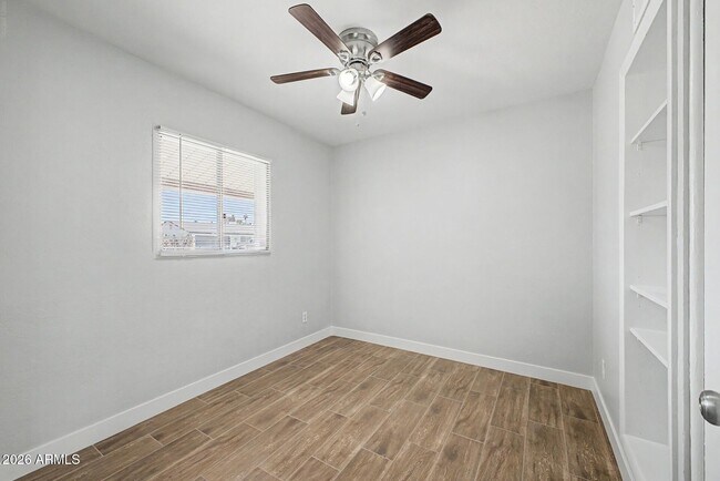 Building Photo - 6536 W Turney Ave