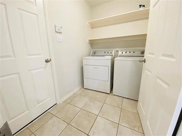 Building Photo - 3416 Woodheights Ct
