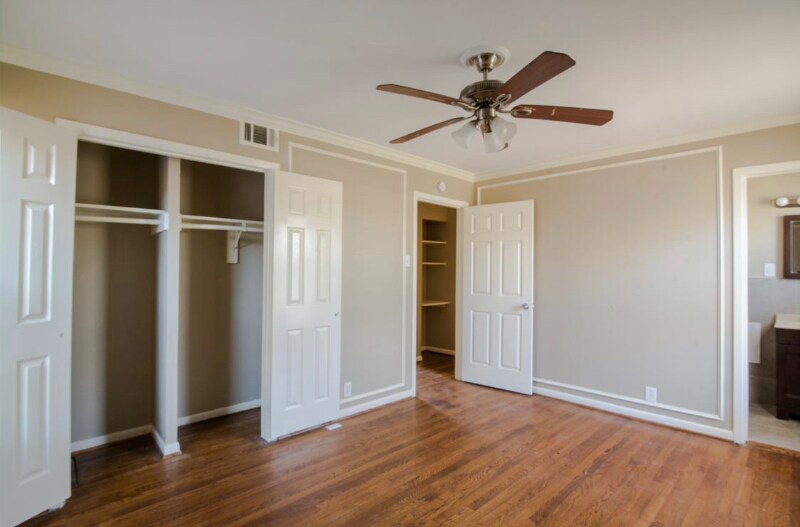 Building Photo - 3521 Hilton Dr