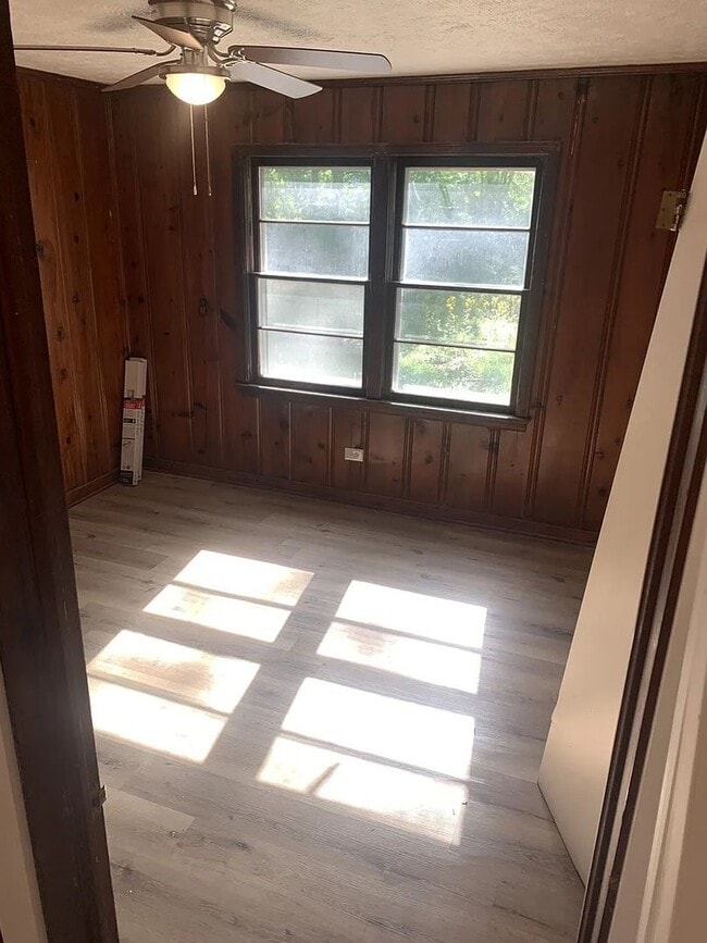 Building Photo - 307 Lindbergh Blvd