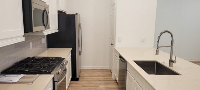 Building Photo - 566 Dry Fork Ln