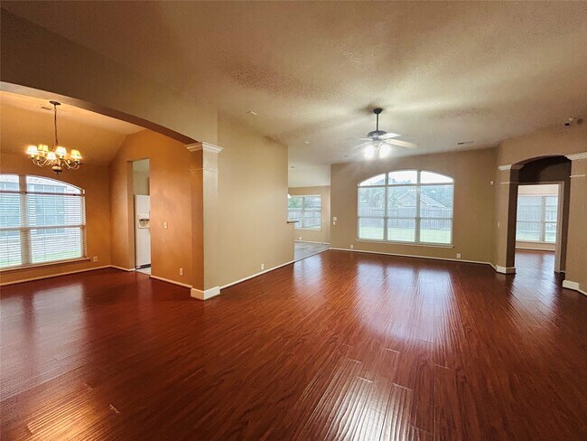 Building Photo - 5018 Rocky Manor Ln