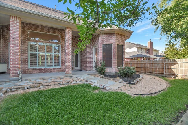 Building Photo - 6615 Butler Oaks Ct