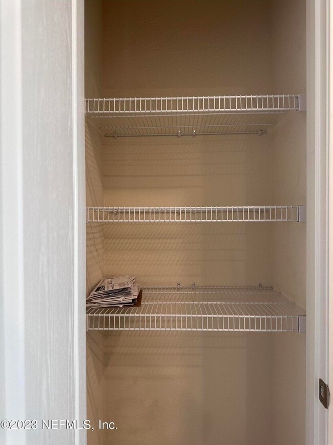 Building Photo - 8226 Watercourse Wy