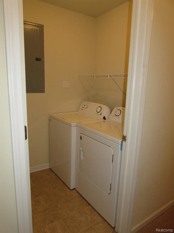 Building Photo - 27239 Hidden Oaks Dr