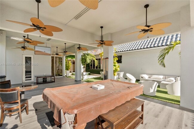 Building Photo - 13815 SW 38th St