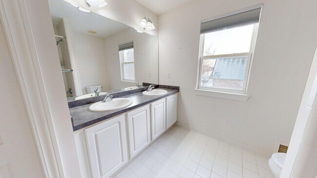 Building Photo - 12832 Nautica Ct