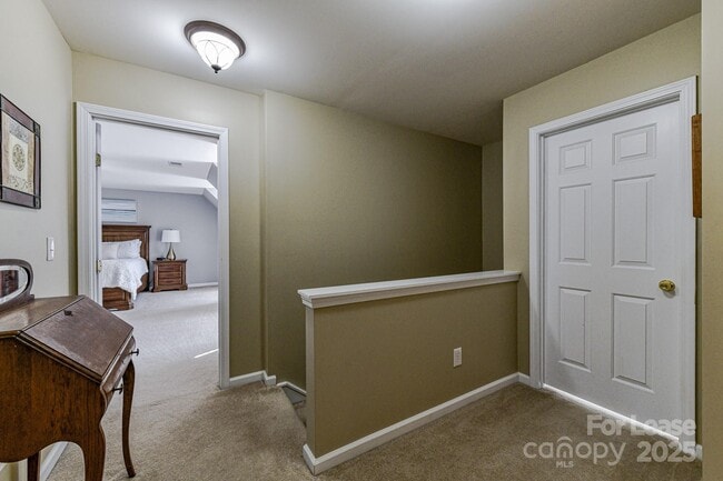 Building Photo - 9625 Sunset Grove Dr