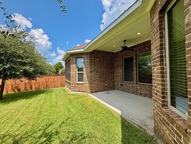 Building Photo - 50 Wyatt Oaks Dr