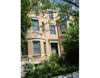 Building Photo - 1728 Beacon St