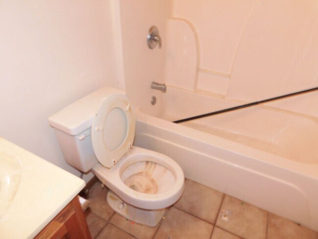 Building Photo - 5801 Canaveral Dr