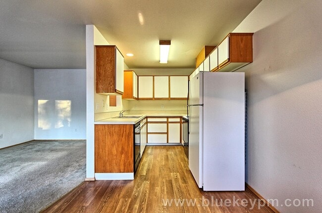 Interior Photo - WDUN808
