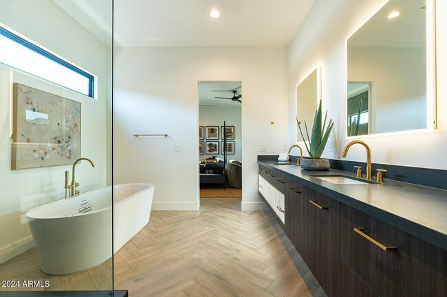 Building Photo - 13696 N 88th Pl