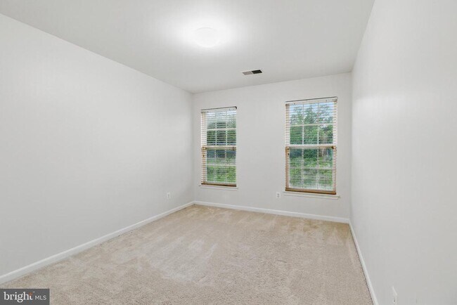 Building Photo - 25505 Balagat Pl