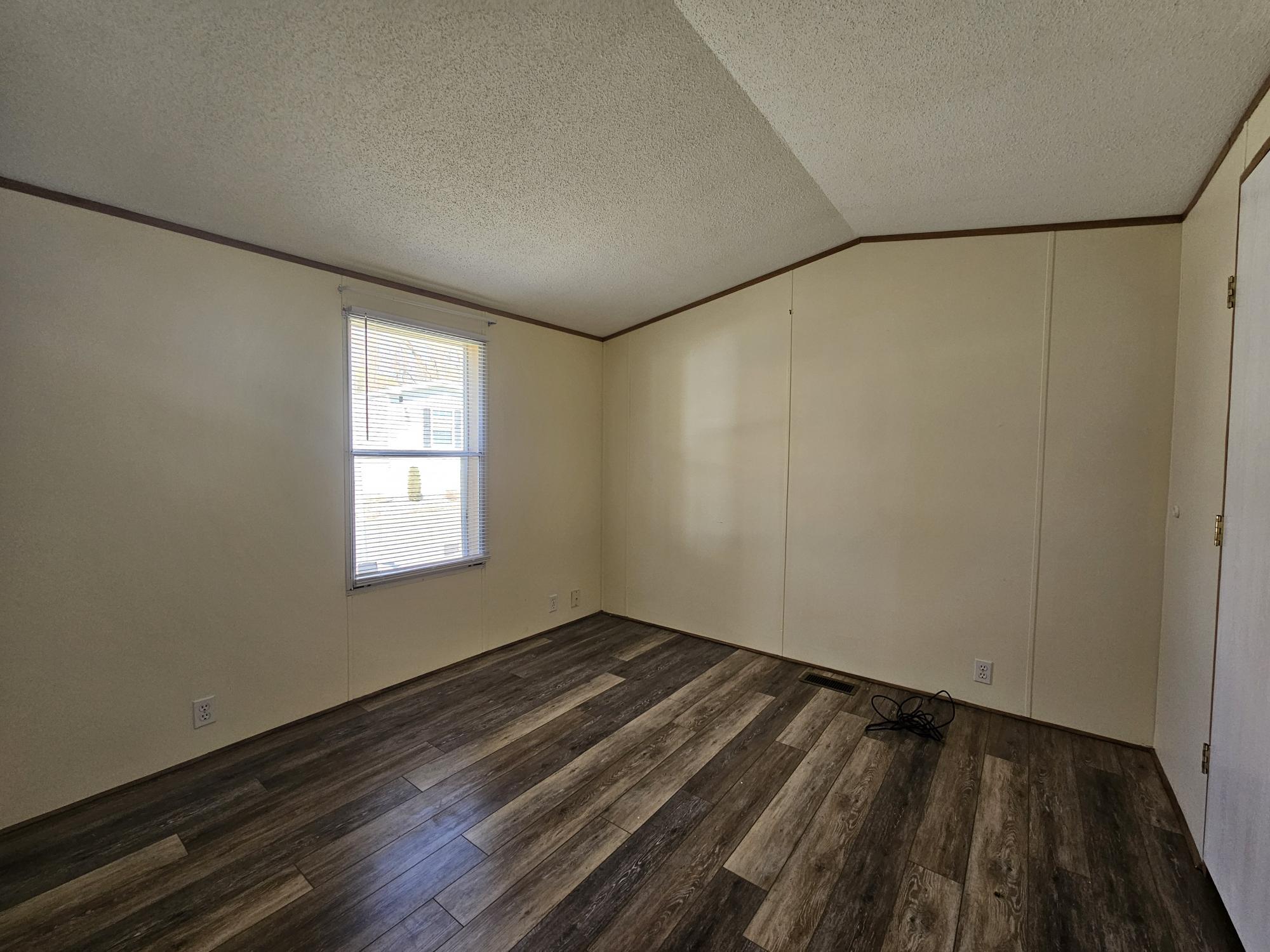 Building Photo - 146 Rodeo Dr