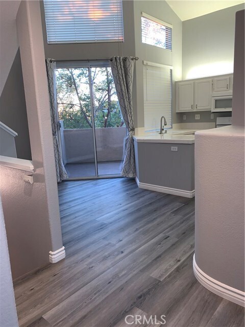 Building Photo - 1066 S St Tropez Ave