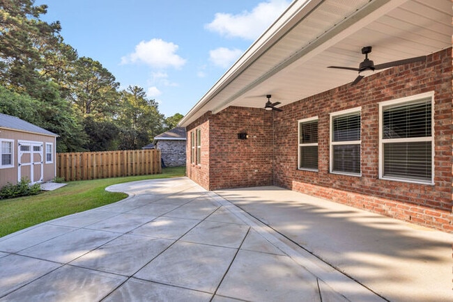 Building Photo - 9512 Mallette Dr