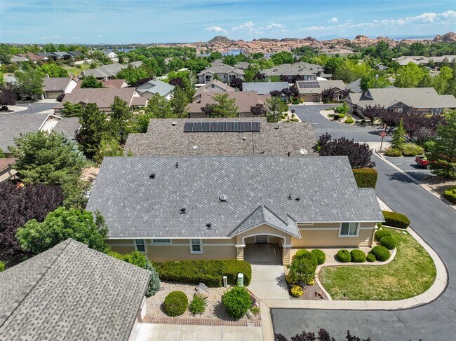 Building Photo - Beautiful 2 Bedroom 2 Bath in Prescott!