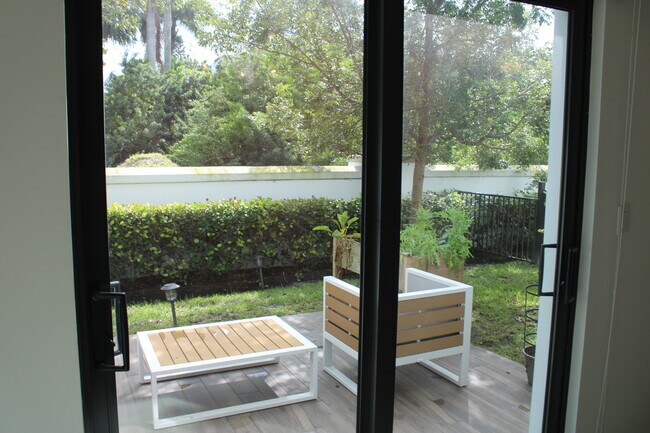 Building Photo - 4536 E Aqua Bella Ln