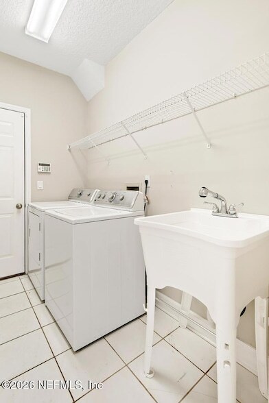 Building Photo - 337 S Mill View Way