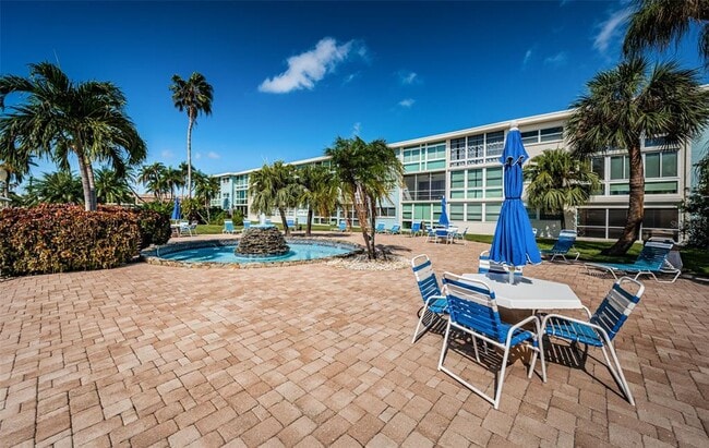 Building Photo - 300 64th Ave