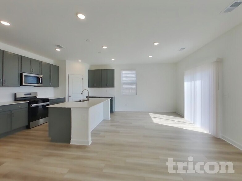 Building Photo - 5311 Carnegie Rd