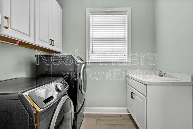 Building Photo - 269 Portside Ave