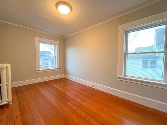 Building Photo - 46 Prospect St