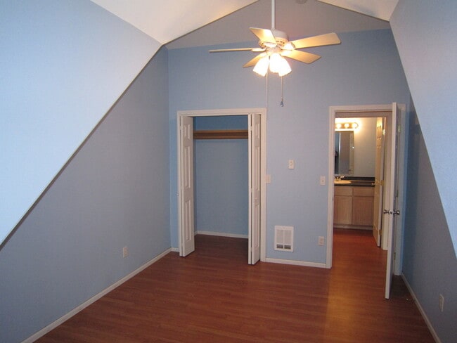 Building Photo - One Bedroom Apartment Above House, Close t...