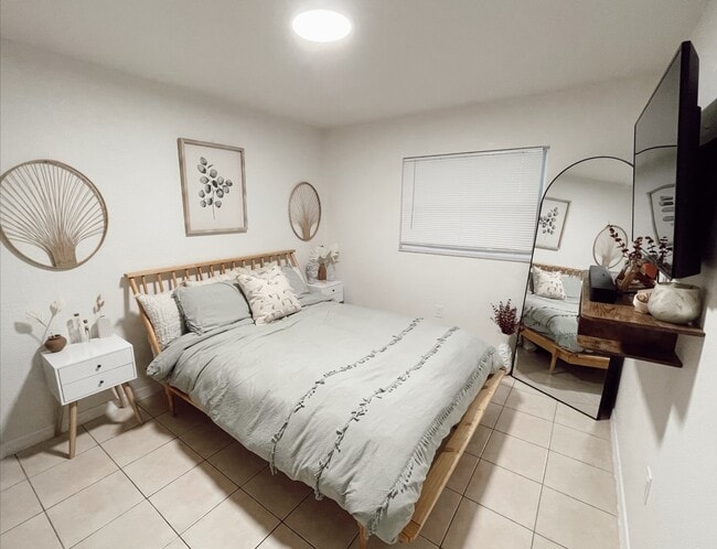 bedroom2 - 5514 19th St W
