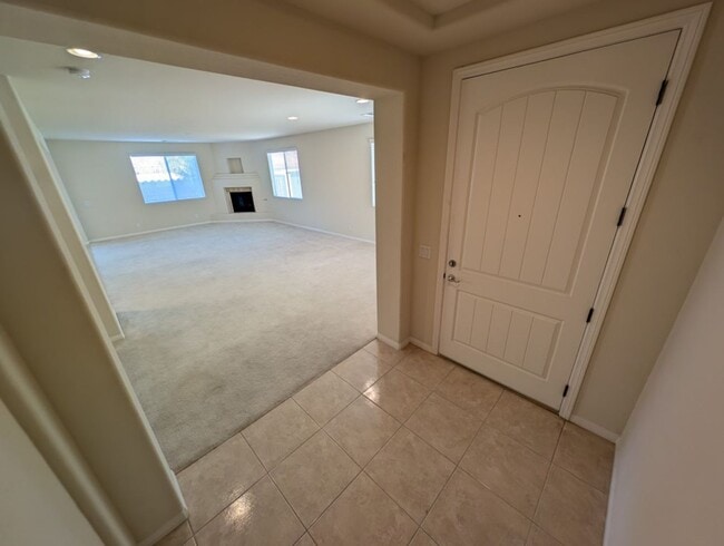 Building Photo - 62 Augusta Course Ave