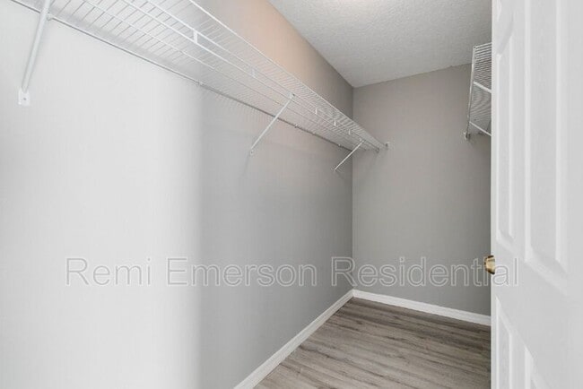 Building Photo - 12 Sawfish Ln