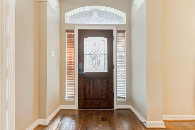 Building Photo - 1130 Wellshire Dr