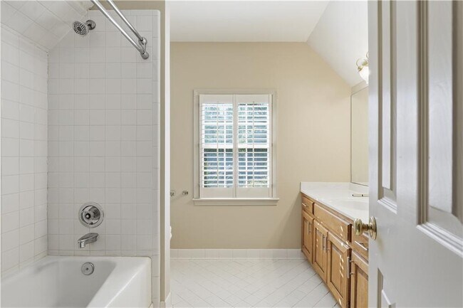 Building Photo - 3741 Bays Ferry Way