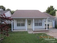 Building Photo - 3428 Riverside Dr
