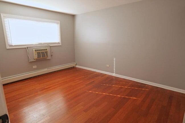 Building Photo - 3680 W 119th St