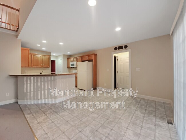 Building Photo - 11 Tupelo Ct