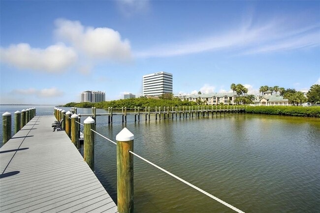 Building Photo - 5304 Bay Club Cir