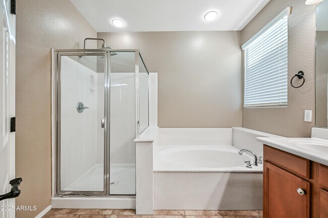 Building Photo - 15342 W Windsor Ave