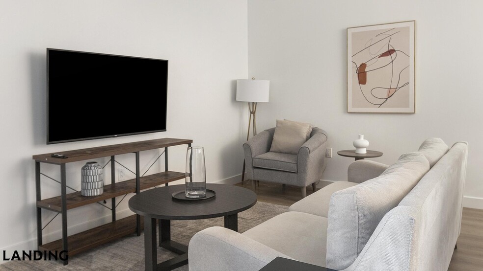 Building Photo - 632 Howard Rd SE