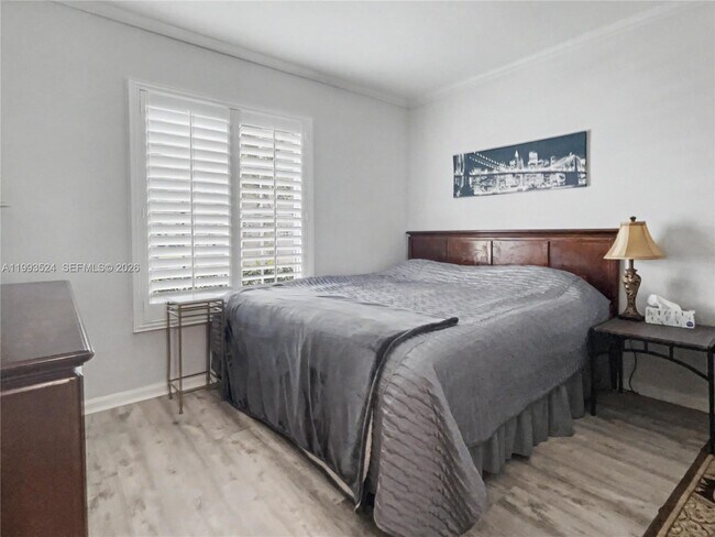 Building Photo - 2270 NE 68th St