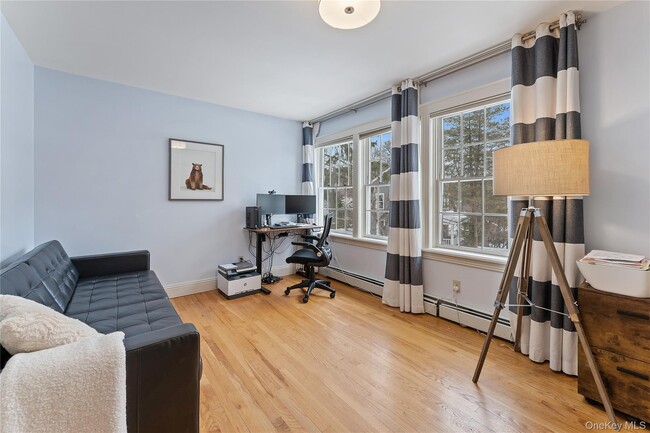 Building Photo - 25 Eiler Ln